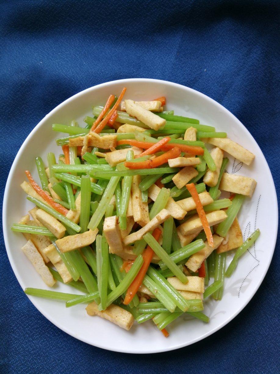 echo339做的香芹拌豆干