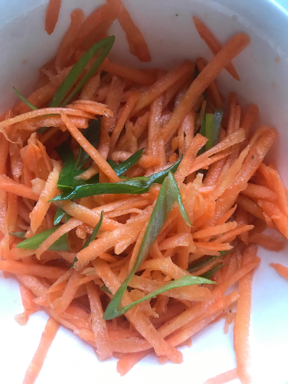 凉拌红萝卜丝