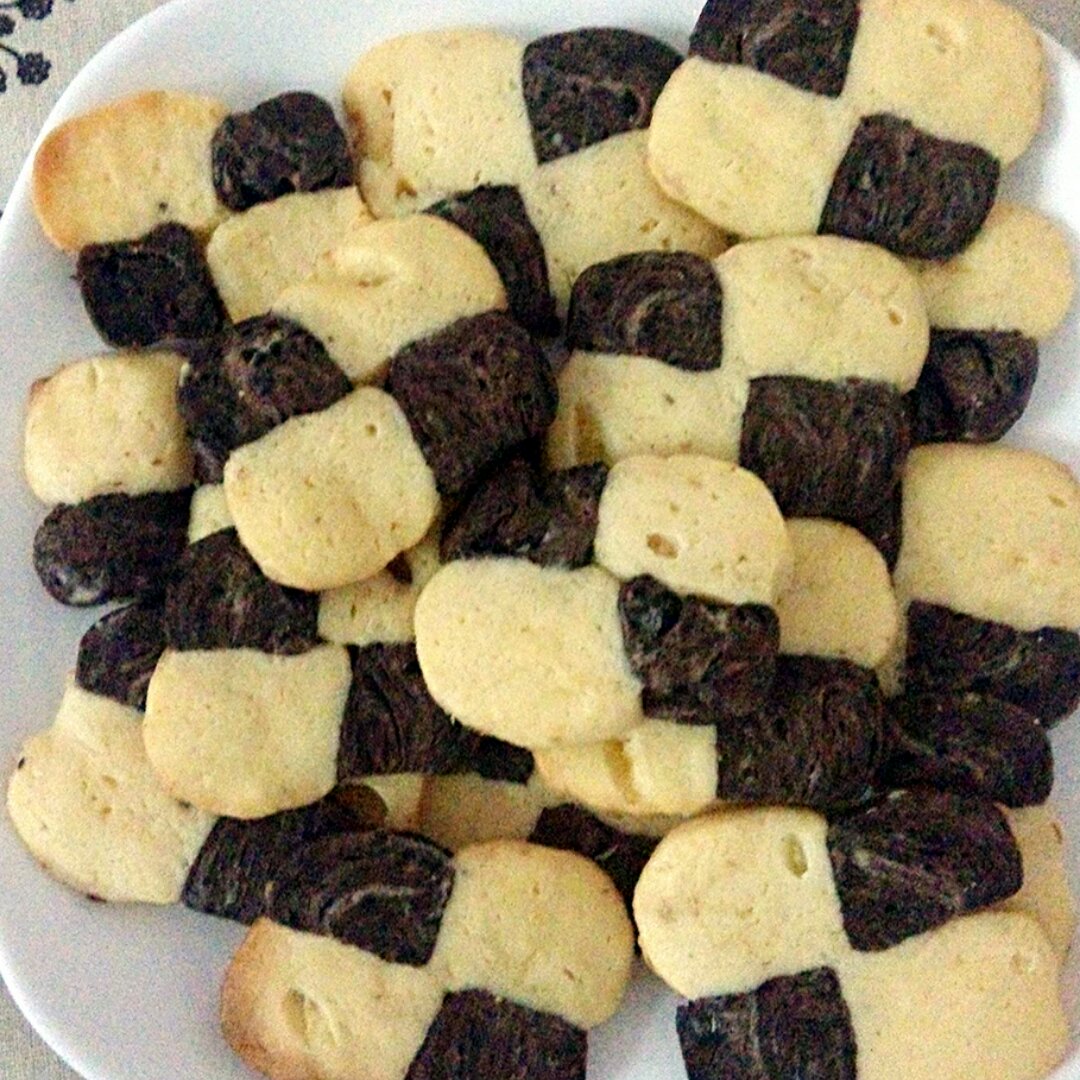 双色小棋格饼干