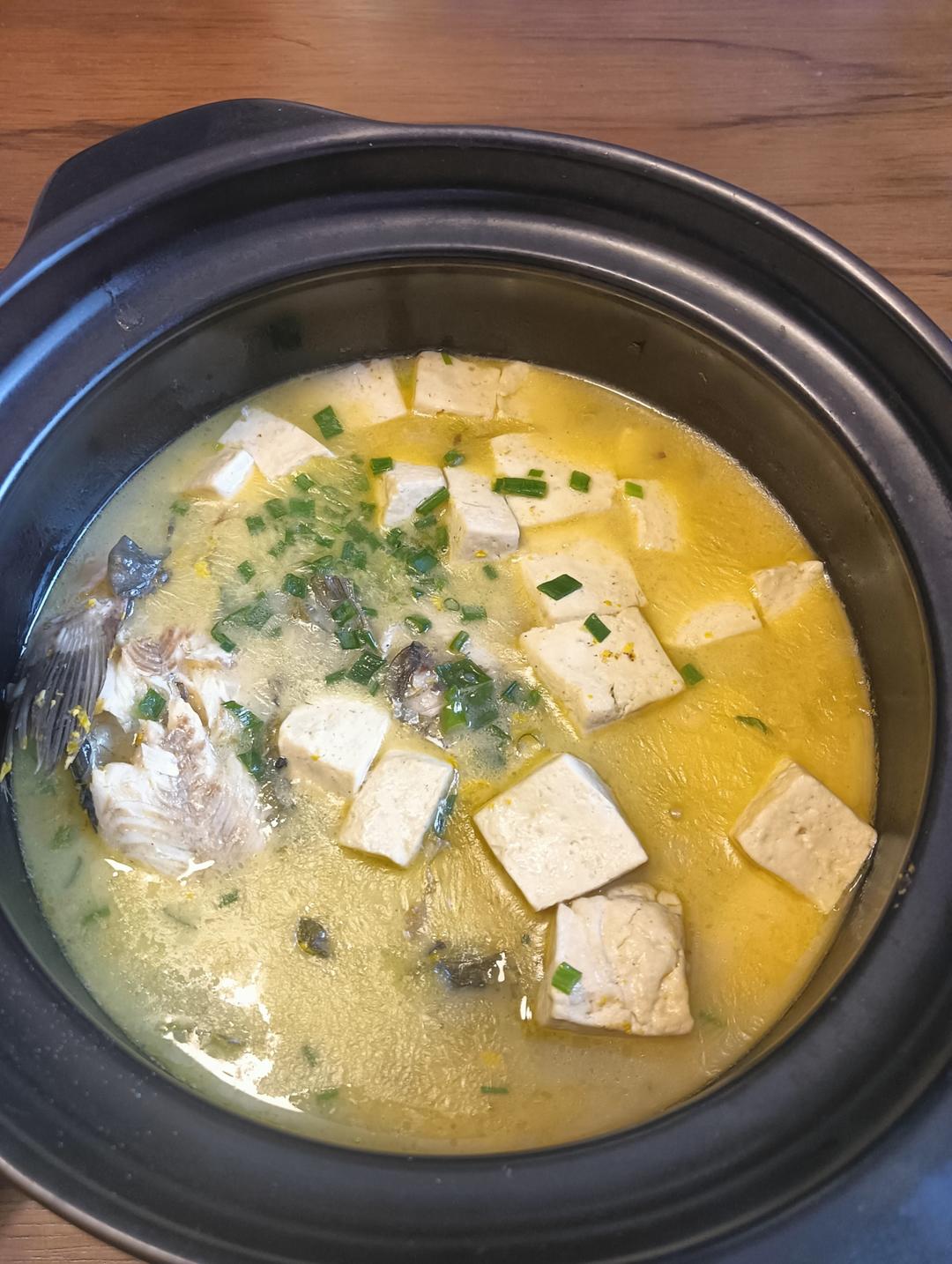 昂刺鱼豆腐汤（黄辣丁）