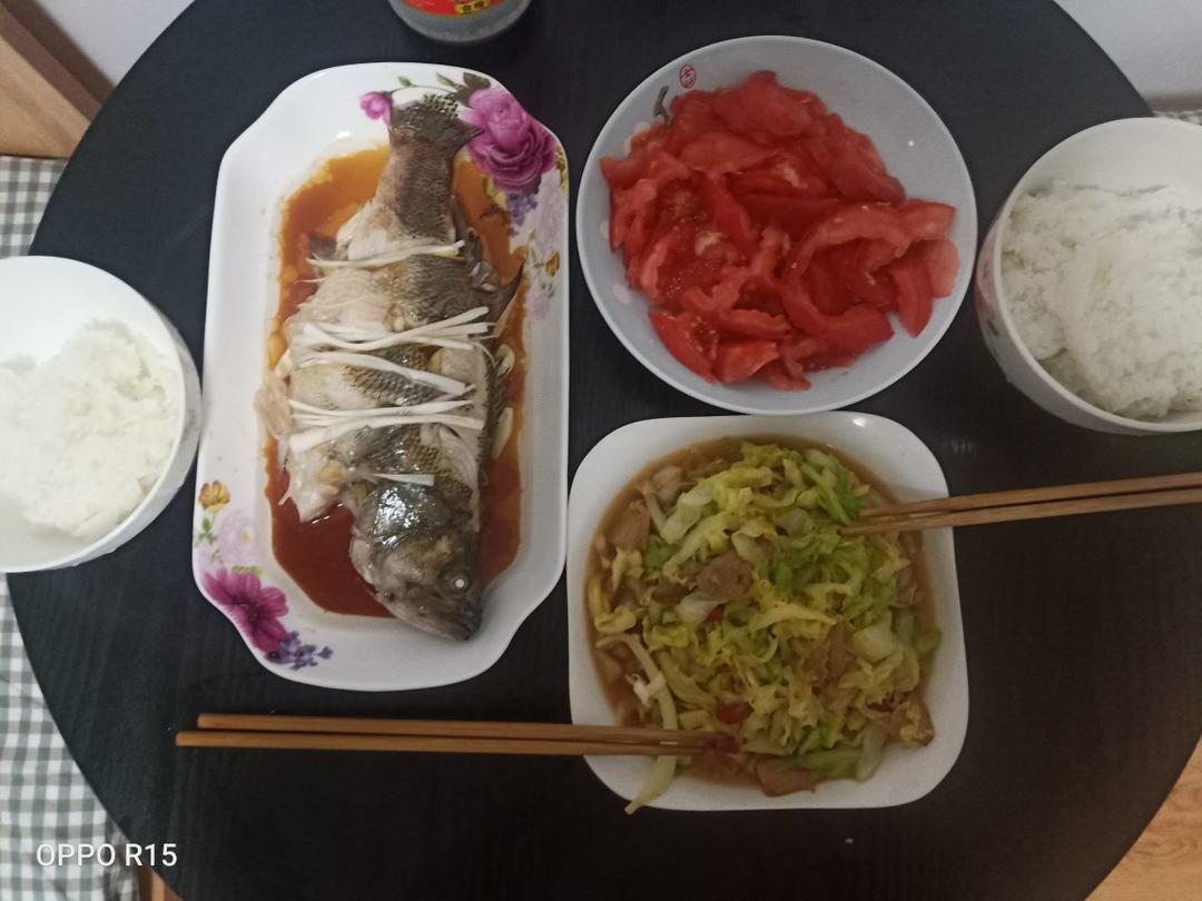 清蒸鲈鱼，三步搞定！