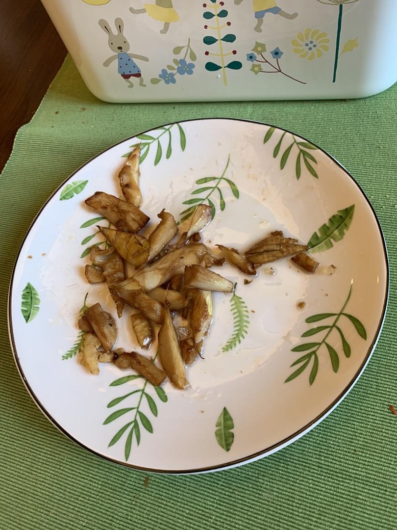 教你油焖笋最传统的做法，咸鲜香甜，吃一次就忘不掉