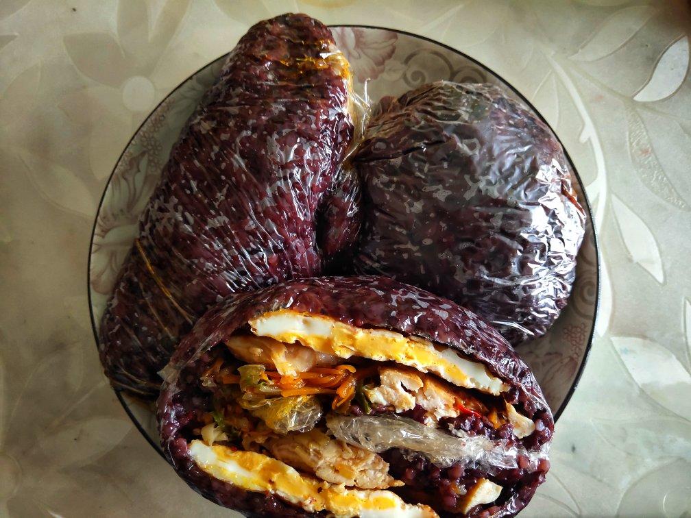 超快手自制黑米饭团