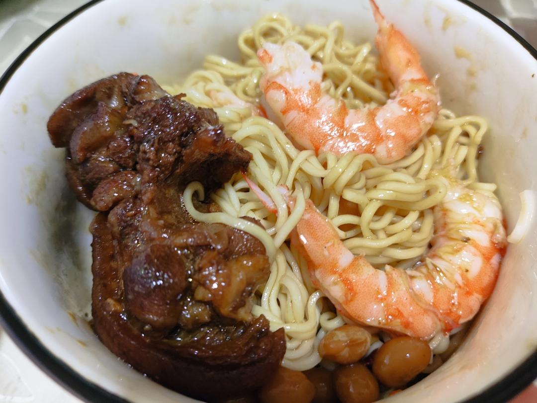 流口水的黄豆炖猪蹄