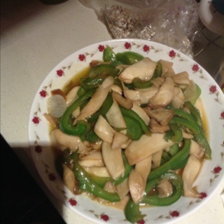 青椒素炒杏鲍菇