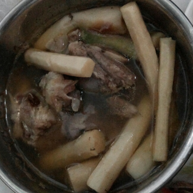 枸杞山药排骨汤