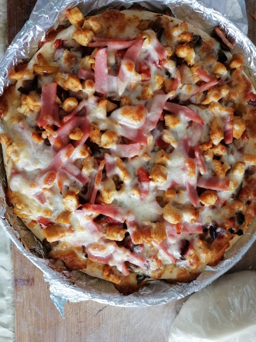 新奥尔良鸡肉蘑菇披萨（附超简单饼坯做法）