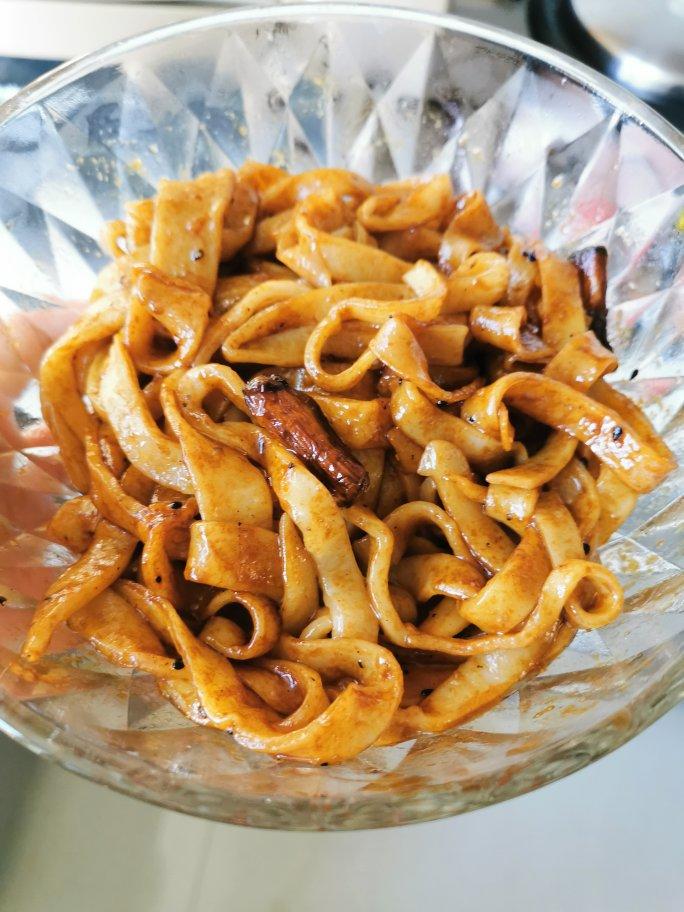 吃完保证你舔盘的葱油拌面（附独家料油方）