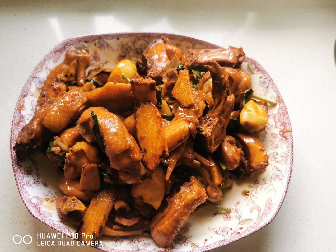 台式三杯鸡（台湾阿基师正宗版）