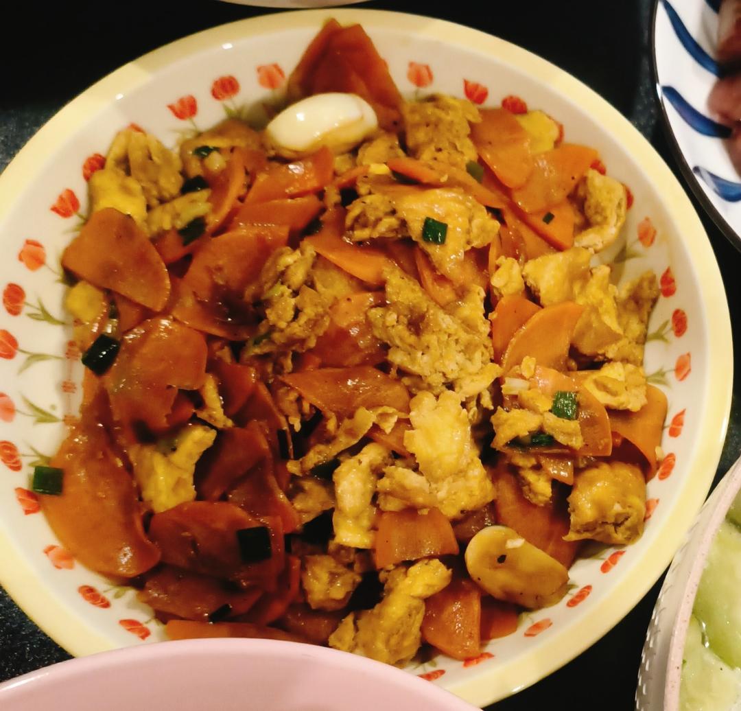 💥减脂餐❗️好吃营养又香菇胡萝卜炒鸡蛋