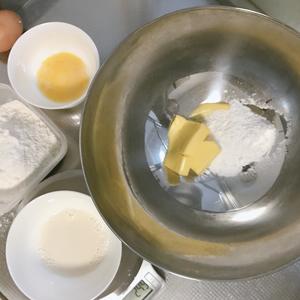 半岛奶酥月饼的做法 步骤1