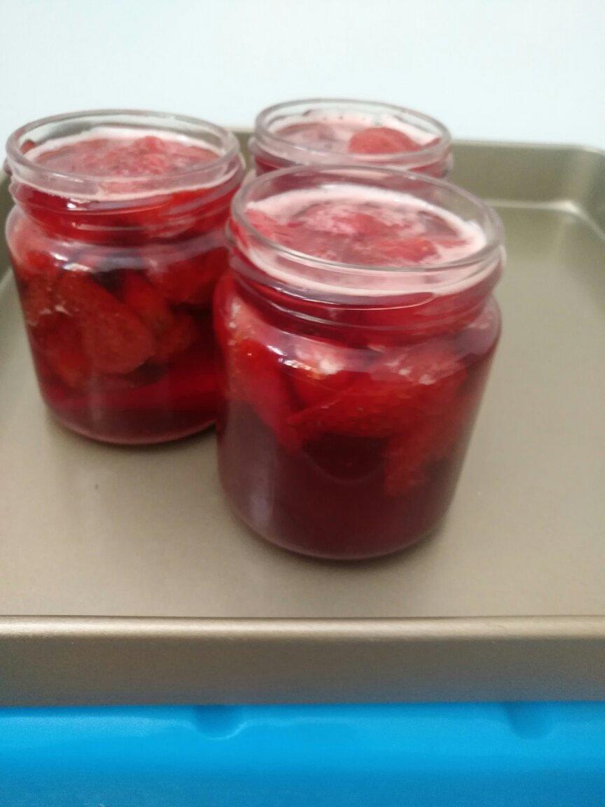 《Tinrry下午茶》番外篇-满满果肉的草莓果酱