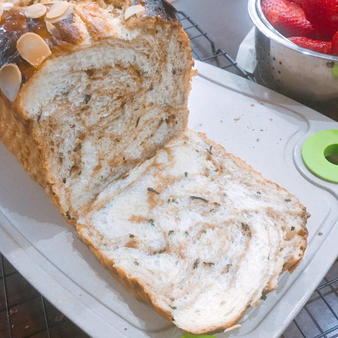 看这样的红茶吐司美不美？！