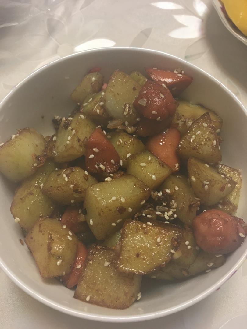 香辣过瘾的孜然土豆火腿，比路边摊还好吃