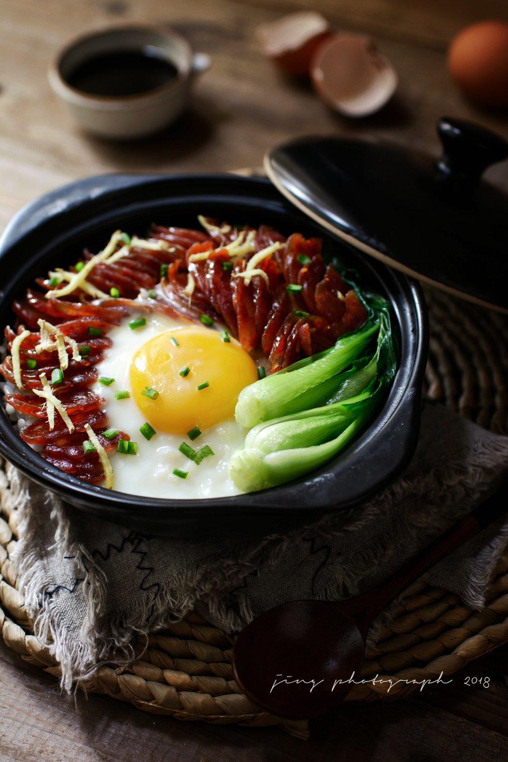 射手座的静静做的广式腊味煲仔饭