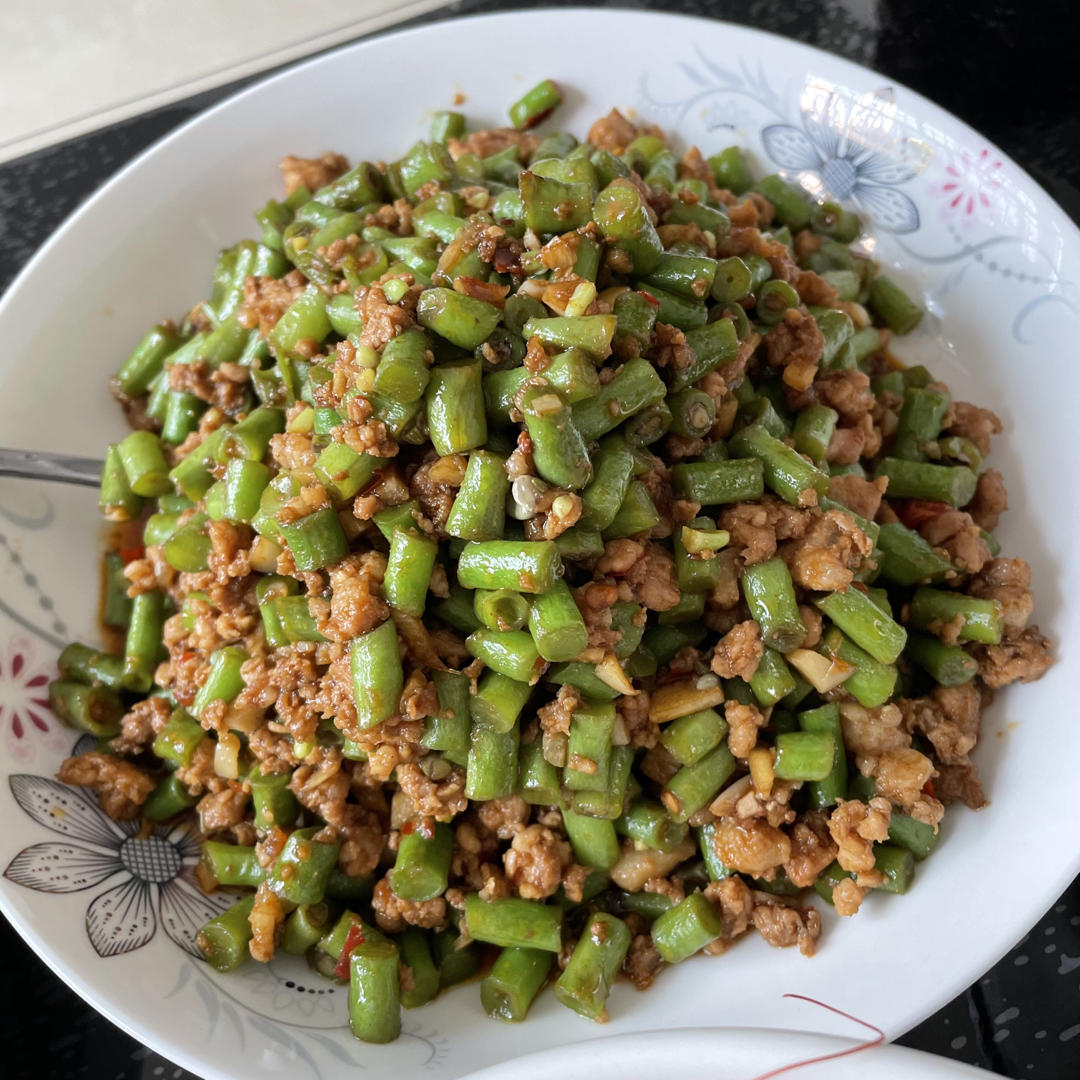 肉沫豆角下饭菜
