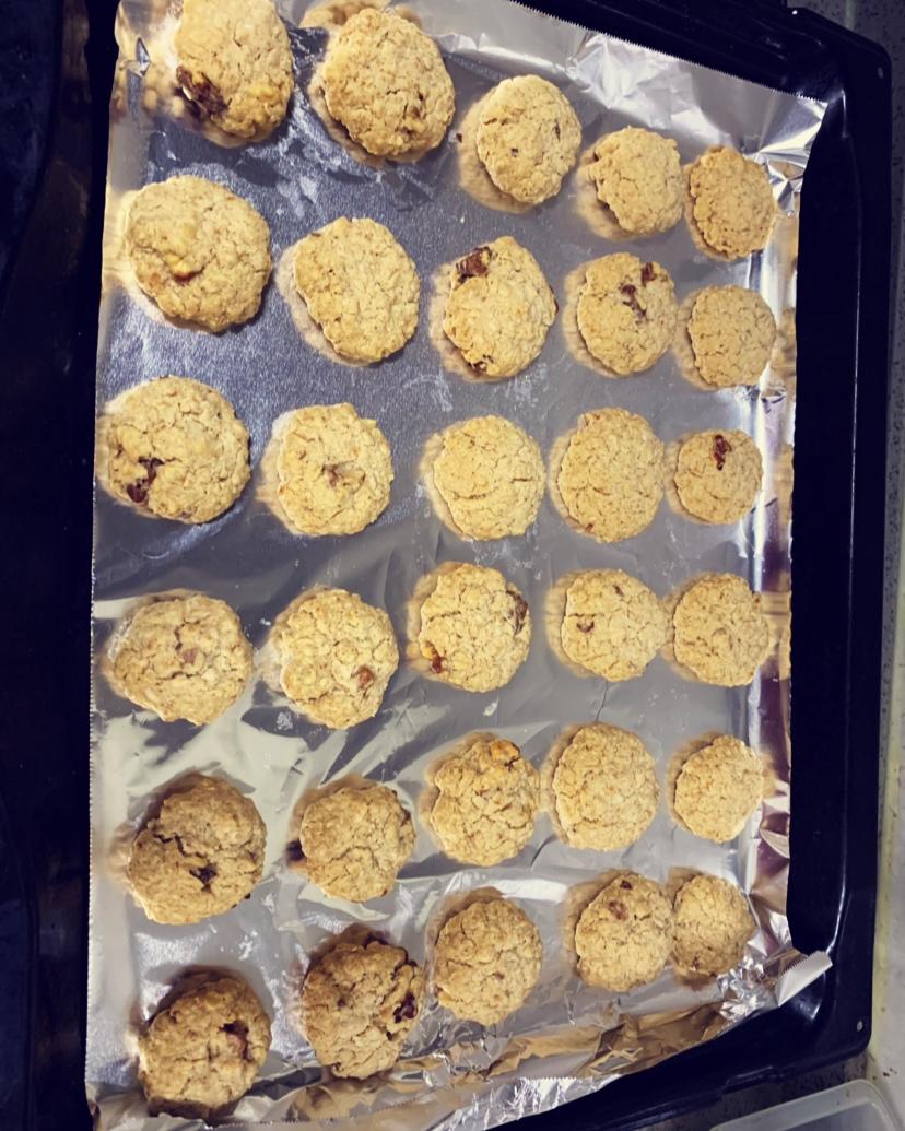 肉桂干果燕麦饼干