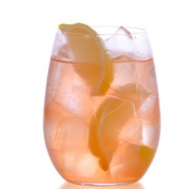 蜜桃夏日特饮的做法