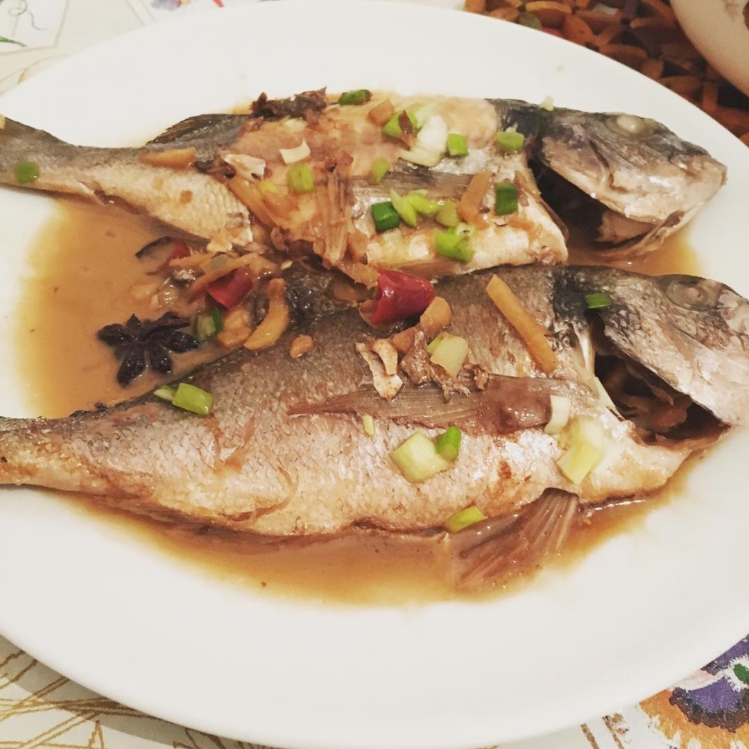 家常红烧鲤鱼