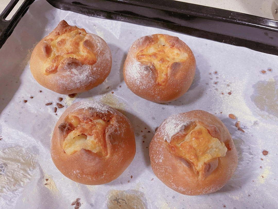 全麦芝士熔岩面包