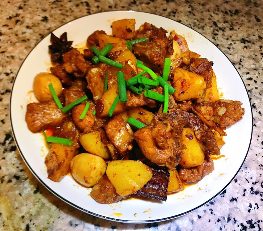 土豆炖排骨