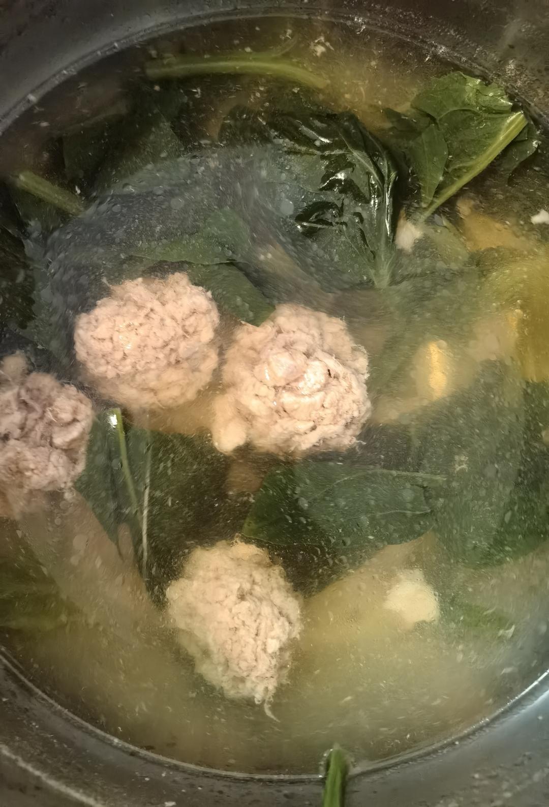 【菠菜瘦肉汤】--为早餐增加营养