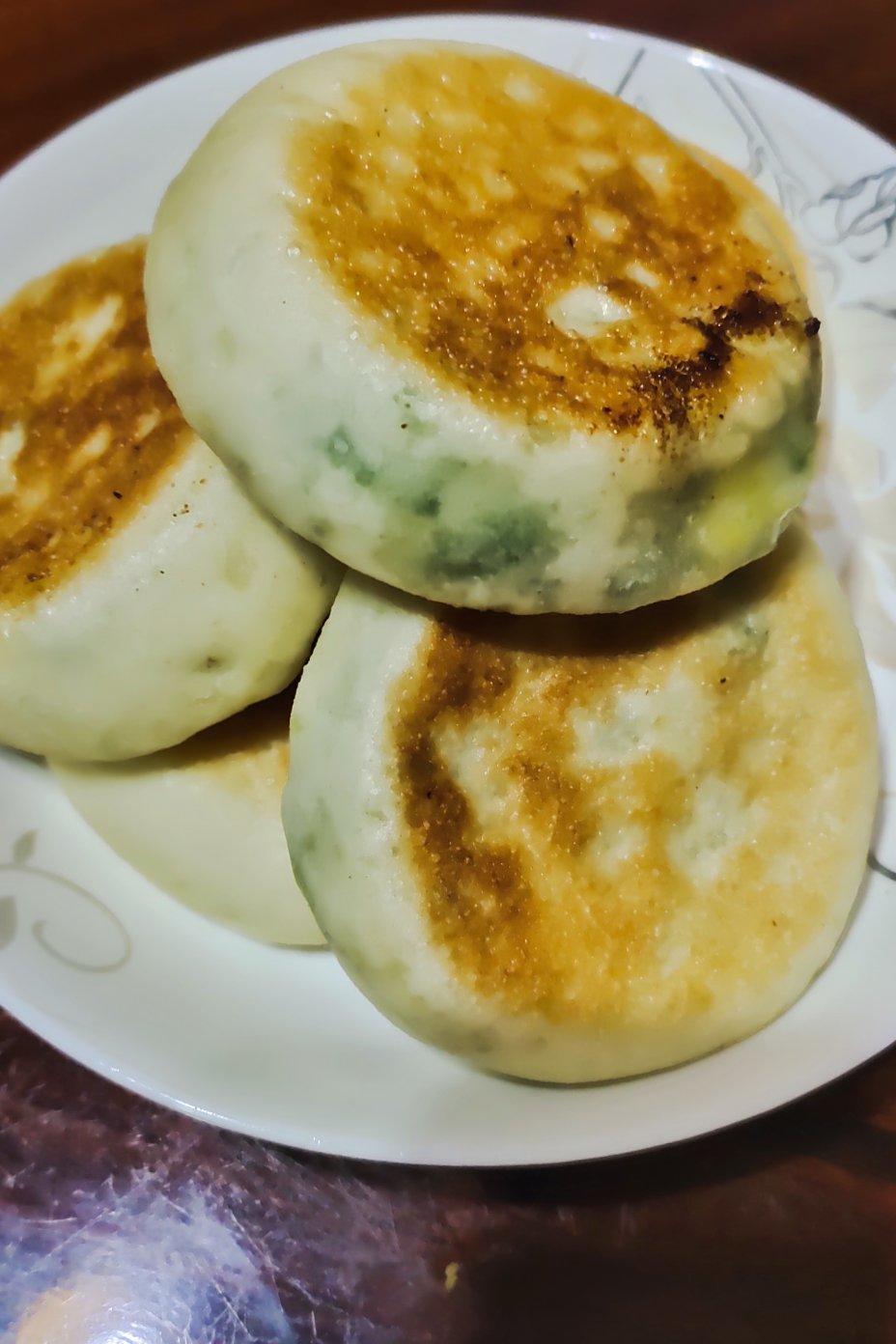 韭菜三鲜馅饼（发面）