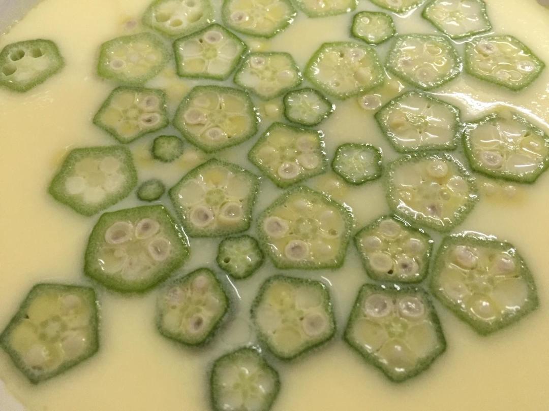 秋葵蒸蛋