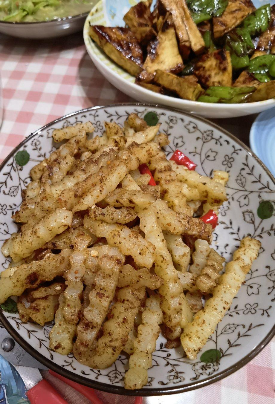 好吃到女朋友再也不会点外卖的天蚕土豆（狼牙土豆也是它）