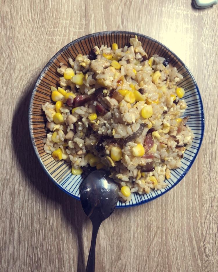 厨师长教你“蛋炒饭”如何做才好吃，答案都在这里面！