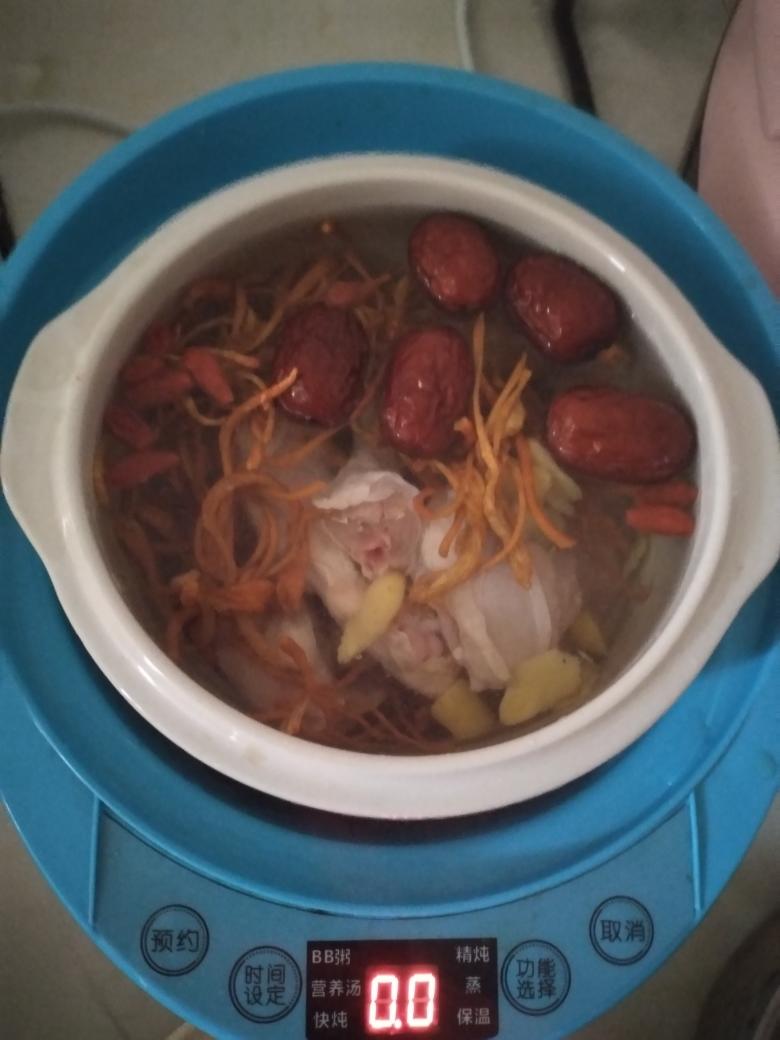 虫草花鸡汤的做法