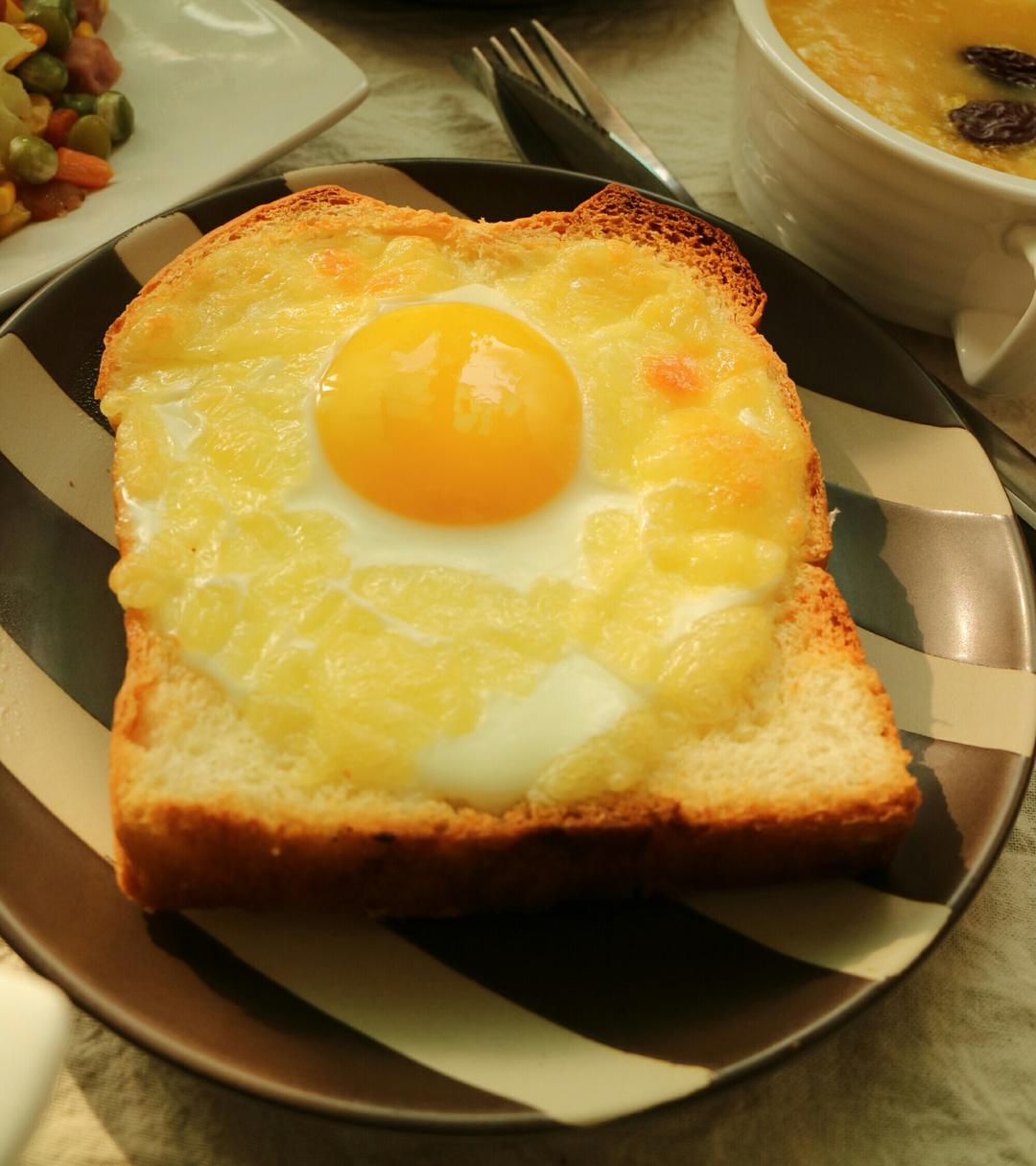 面包 鸡蛋芝士烤吐司 兰心厨房做的鸡蛋芝士烤吐司 兰心厨房