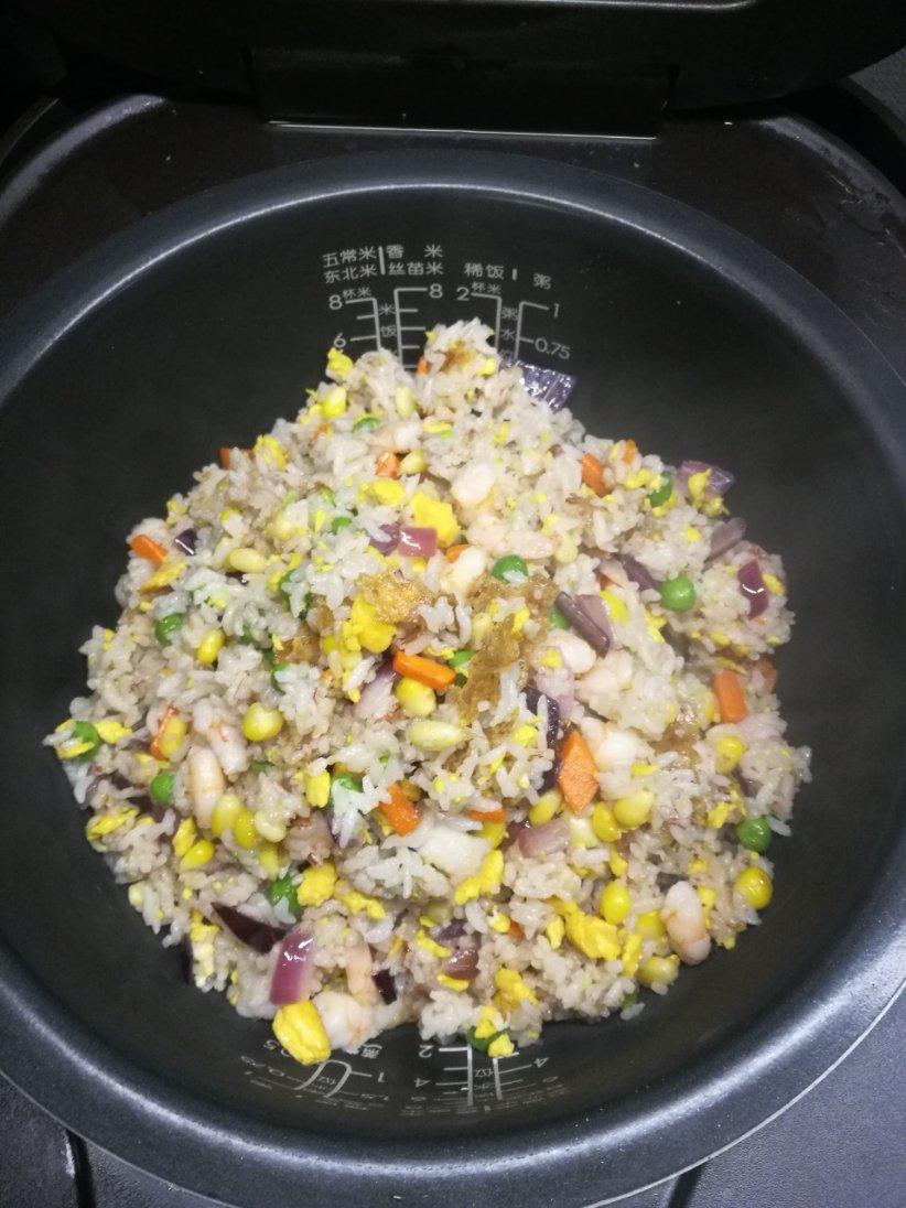 一人食 虾仁豌豆鸡蛋炒饭
