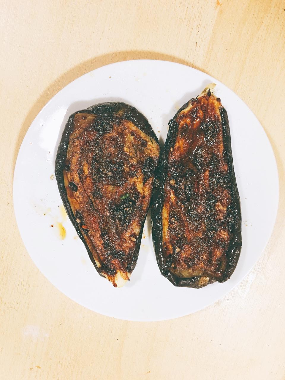 【微波炉烤茄子】