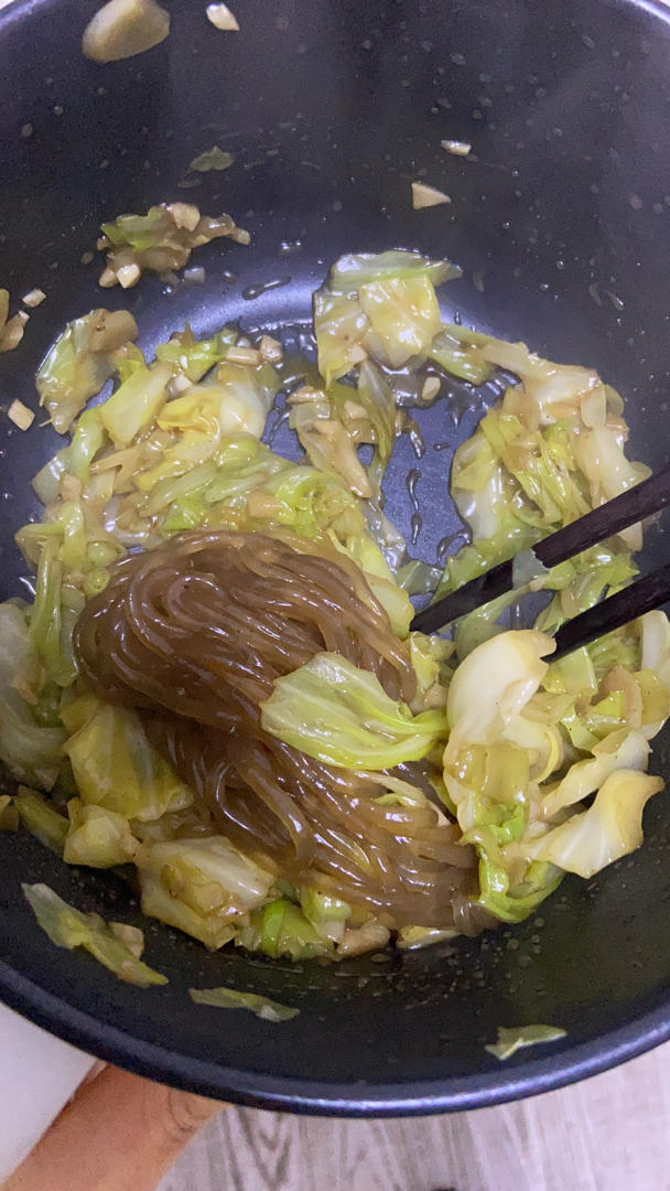 圆白菜炒粉条