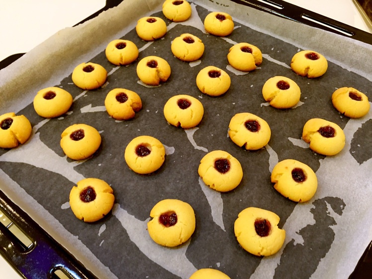 特浓奶香果酱酥饼