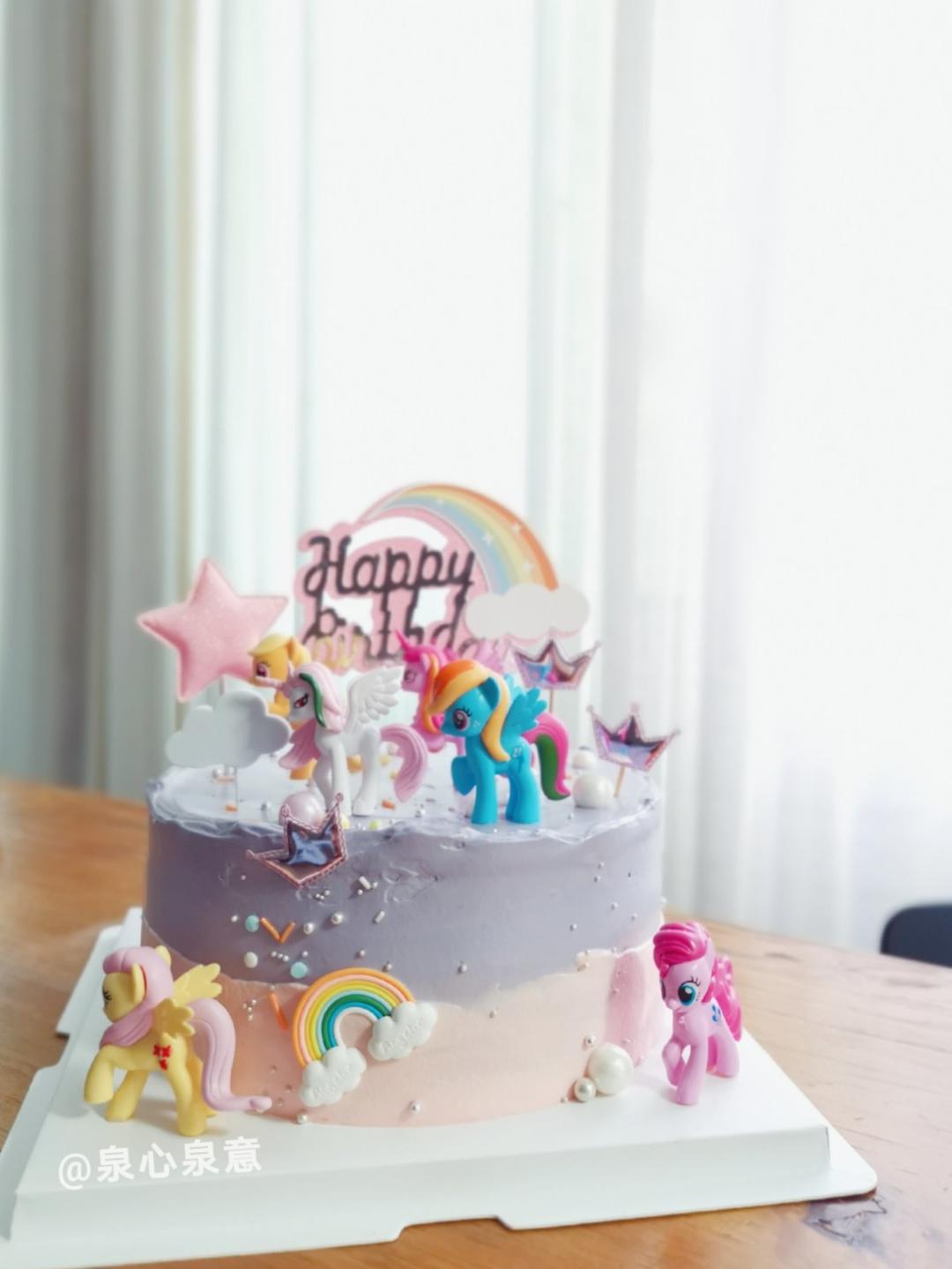 磕蛋糕的日子里……