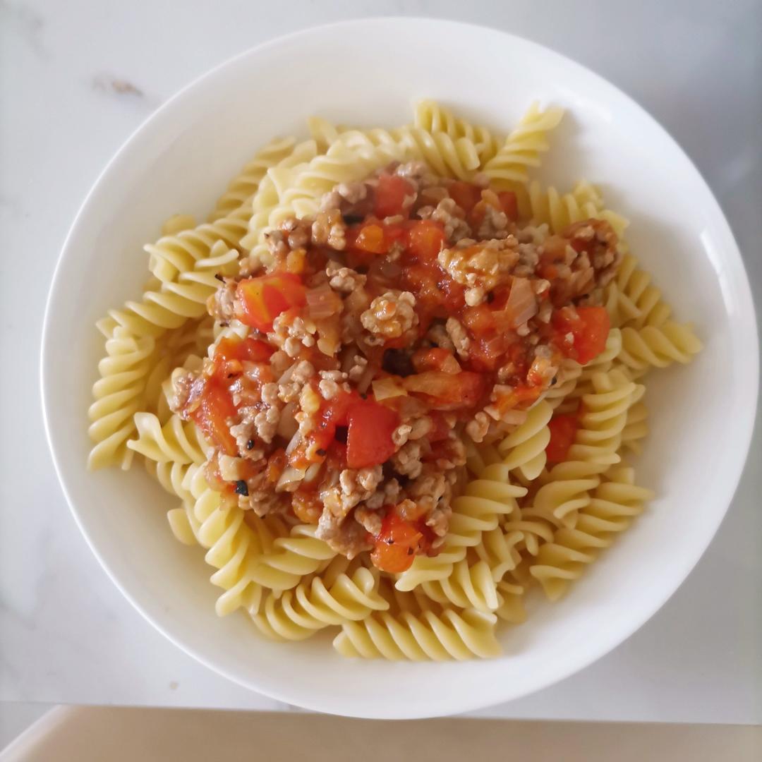 番茄肉酱通心粉