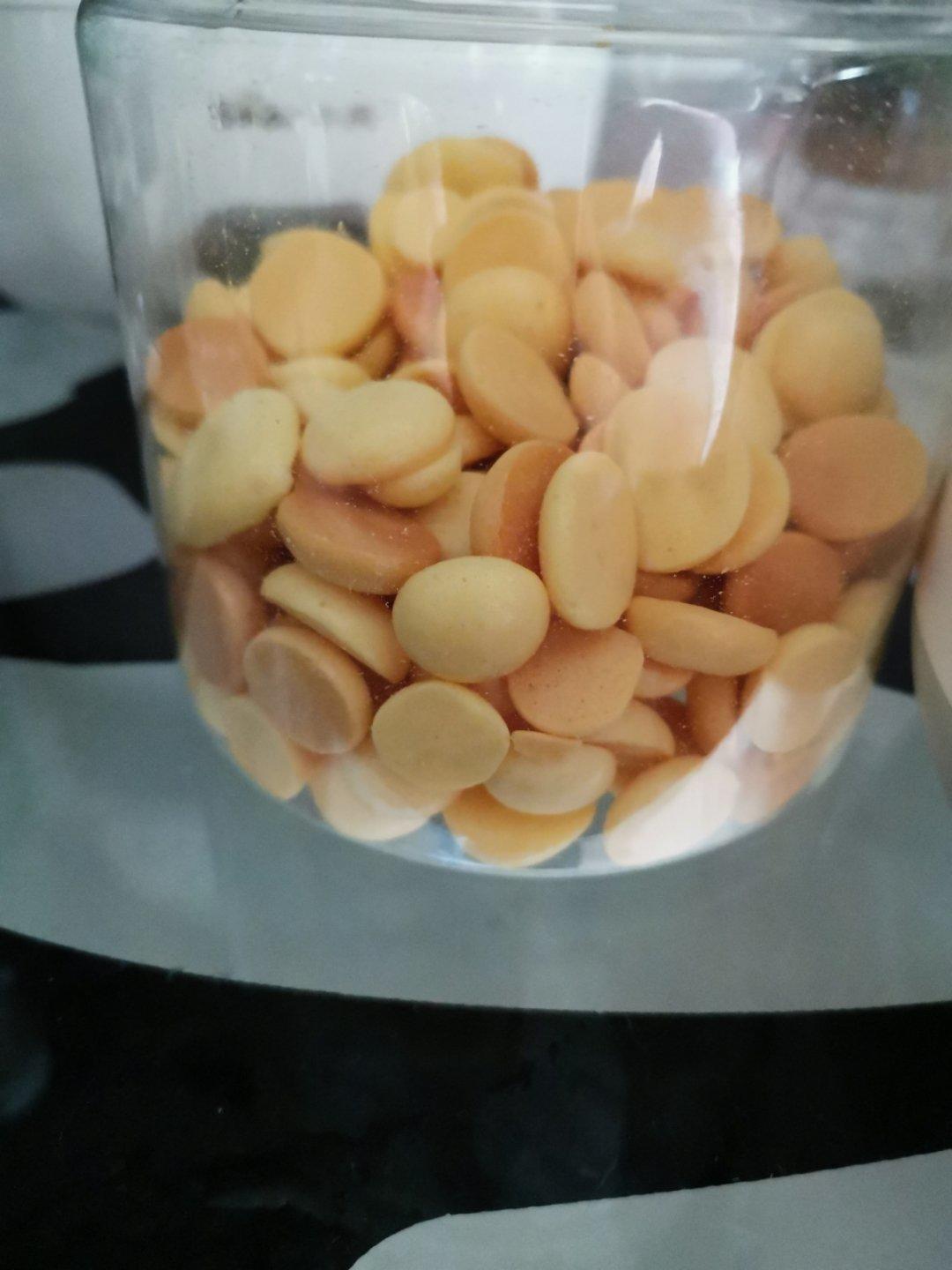 入口即化的无添加蛋黄溶豆