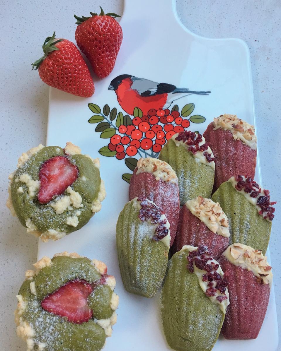 🎄草莓雪顶抹茶马芬（圣诞Cupcake）
