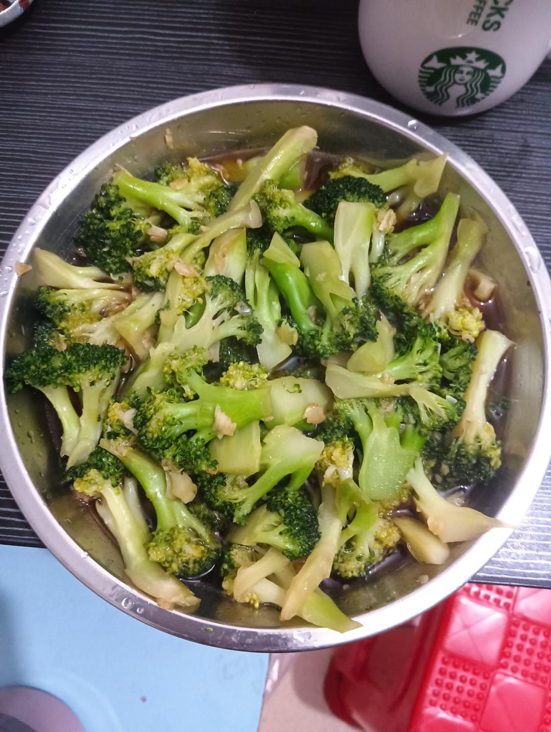 ㊙️夏日减肥必备瘦身菜！低脂低卡的蒜蓉西蓝花