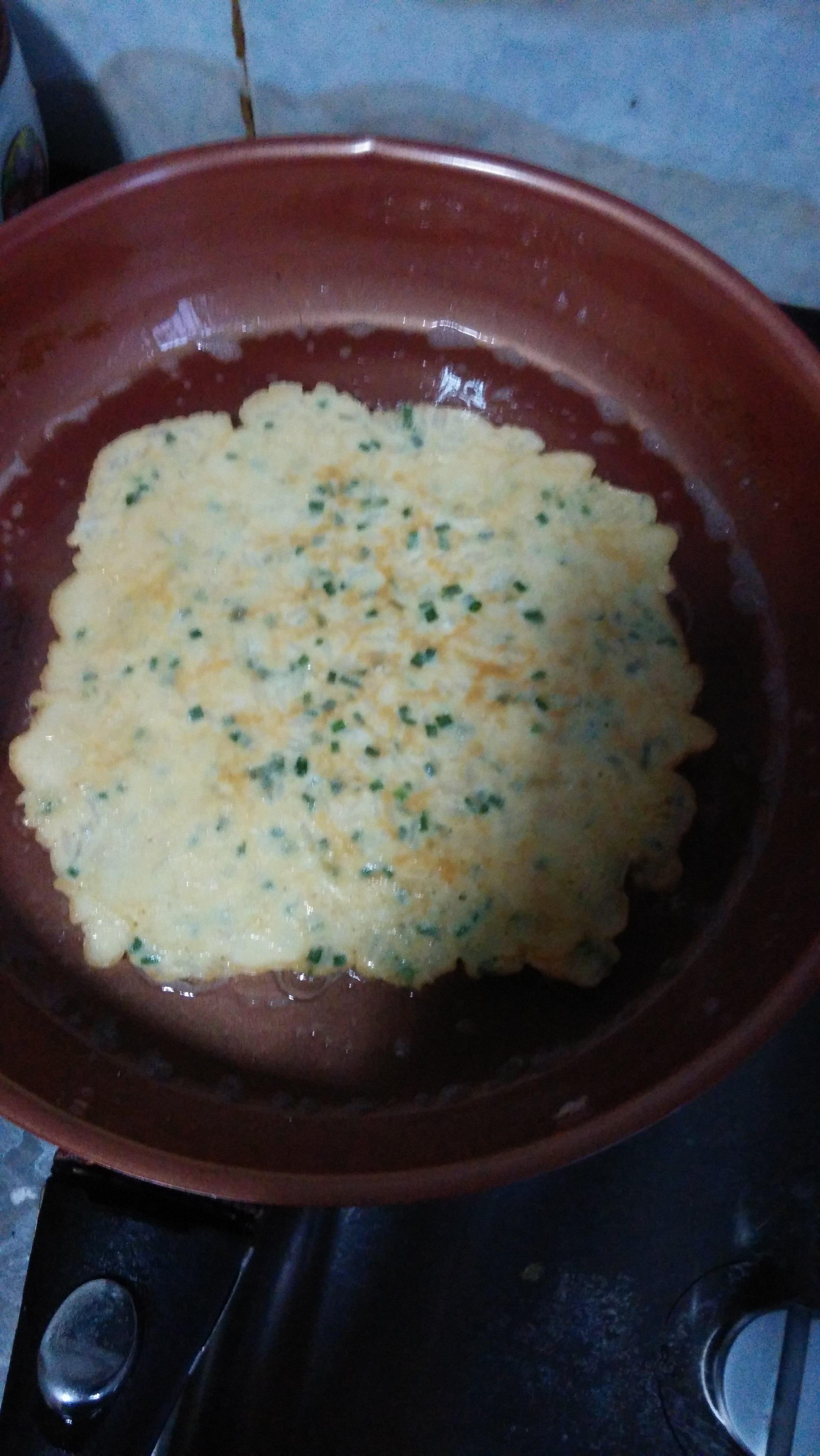 鹅蛋米饭煎饼的做法