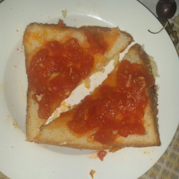 【1分钟鸡蛋三明治】微波懒人早餐