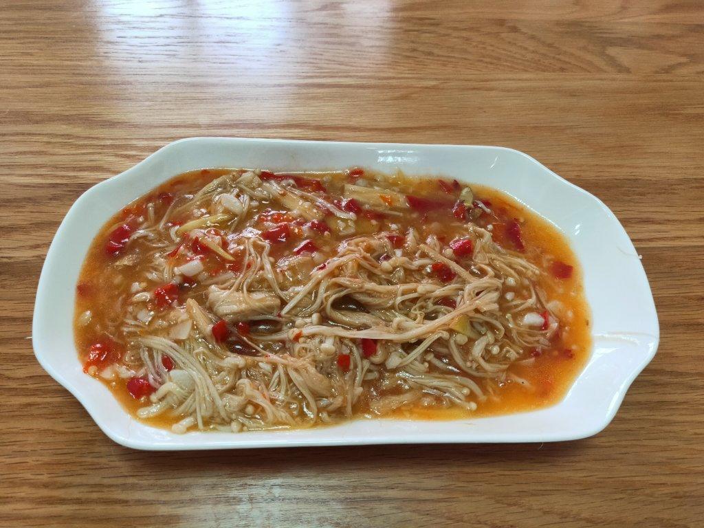 超下饭的炒金针菇！！
