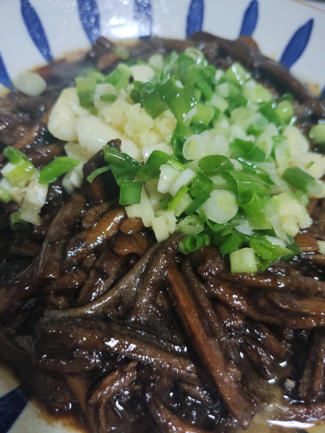 经典本帮菜-响油鳝丝正宗的做法