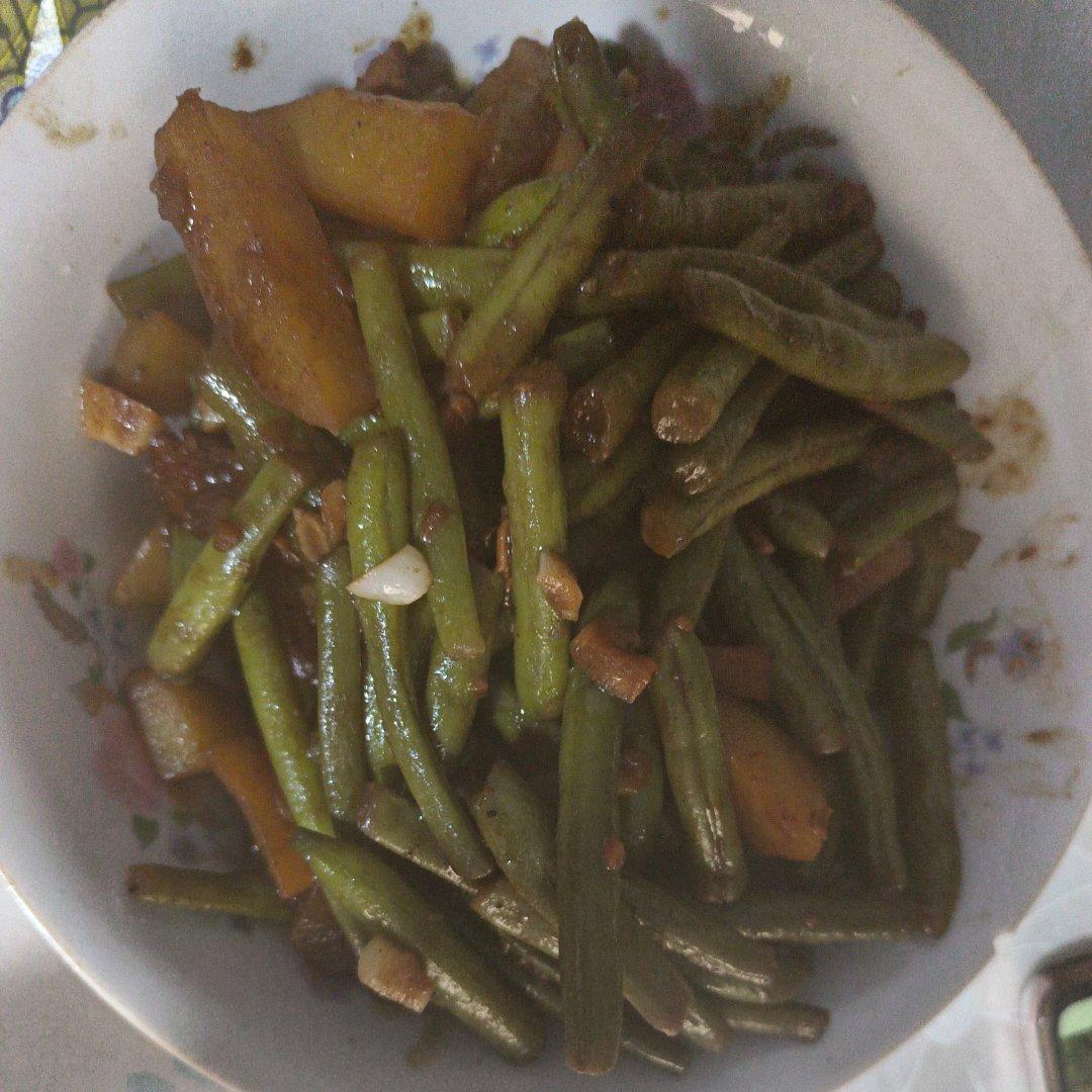 土豆炖豆角