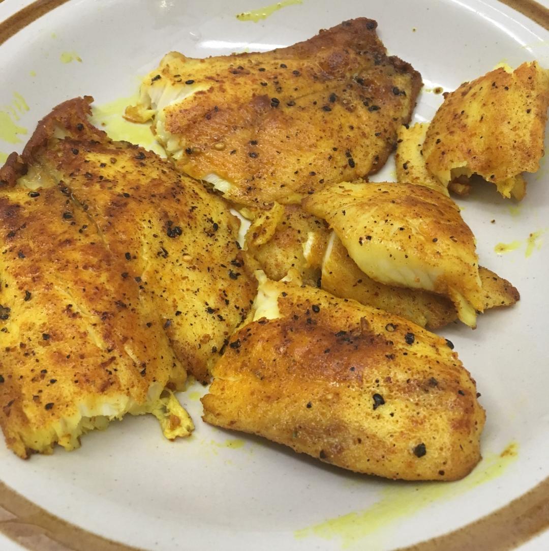 香煎罗非鱼Spiced Tilapia（超简单方法）