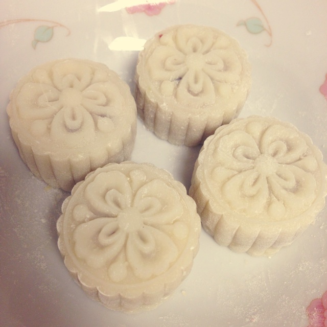 一只喵icey做的低脂冰皮月饼