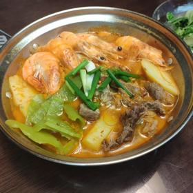 牛腩牛肉火锅 牛腩干锅 湘菜湖南菜