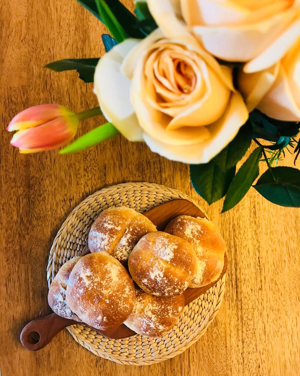 吃吃的等-1做的海蒂白面包